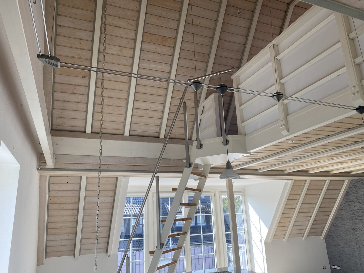 DG Treppe Galerie