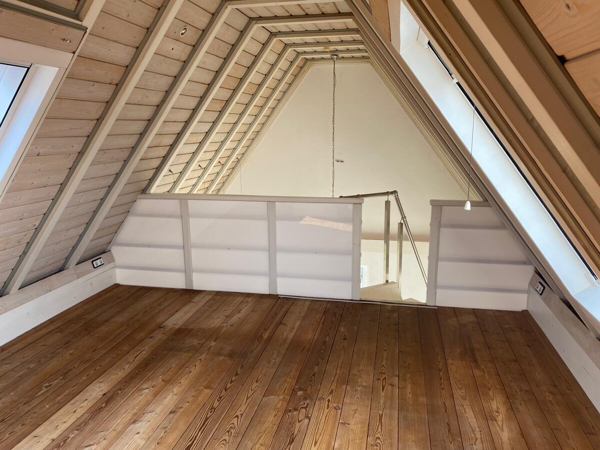 Spitzboden-Galerie