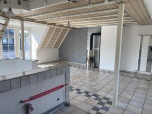 DG Blick von Küche in Wohnzimmer