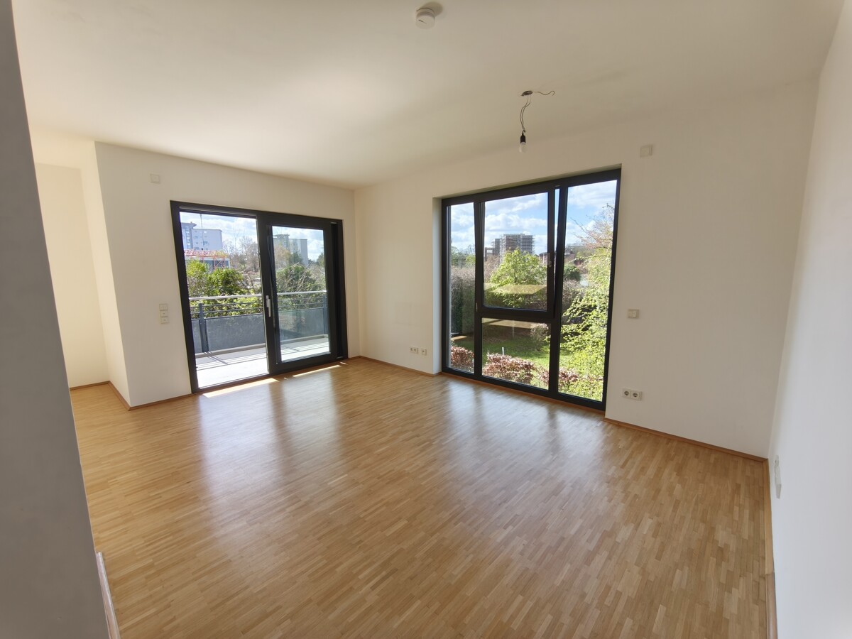 Wohnzimmer-Richtung-Balkon